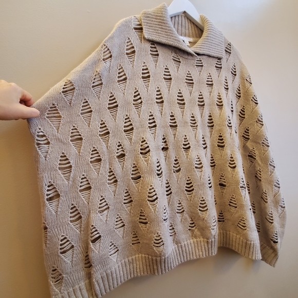 Kenar poncho with collar L/XL, beige color - Picture 3 of 11